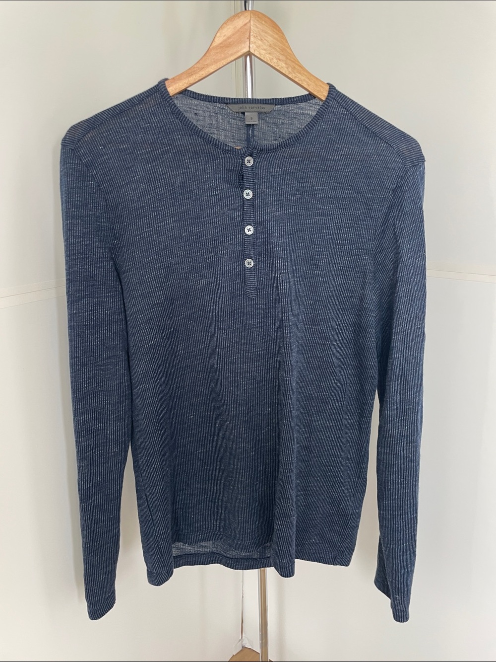Men’s blue John Varvatos long sleeve shirt. Michele Henley Style. Size: Small